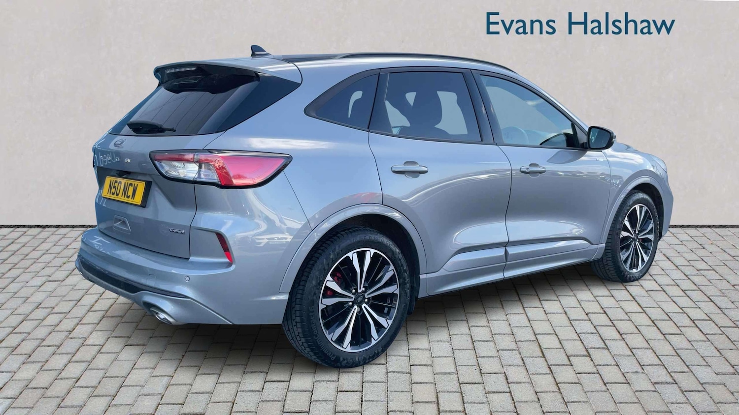 Used Ford Kuga 2023 for sale - 78076813: Photo 2