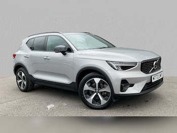 2022 - 2.0 B4P Plus Dark 5dr AWD Auto