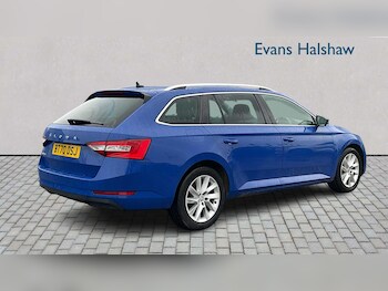 Used Skoda Superb 2020 for sale - 76955272: Photo