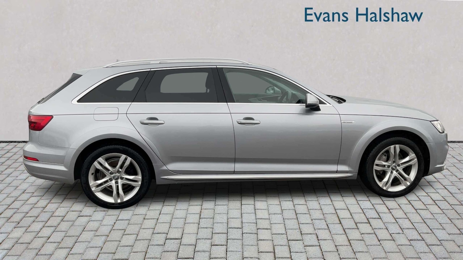 Used Audi A4 Allroad 2017 for sale - 77740796: Photo 3