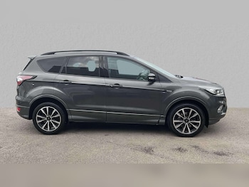 Used Ford Kuga 2018 for sale - 76176896: Photo 3