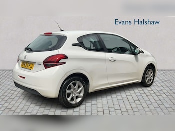 Used Peugeot 208 2016 for sale - 78893699: Photo