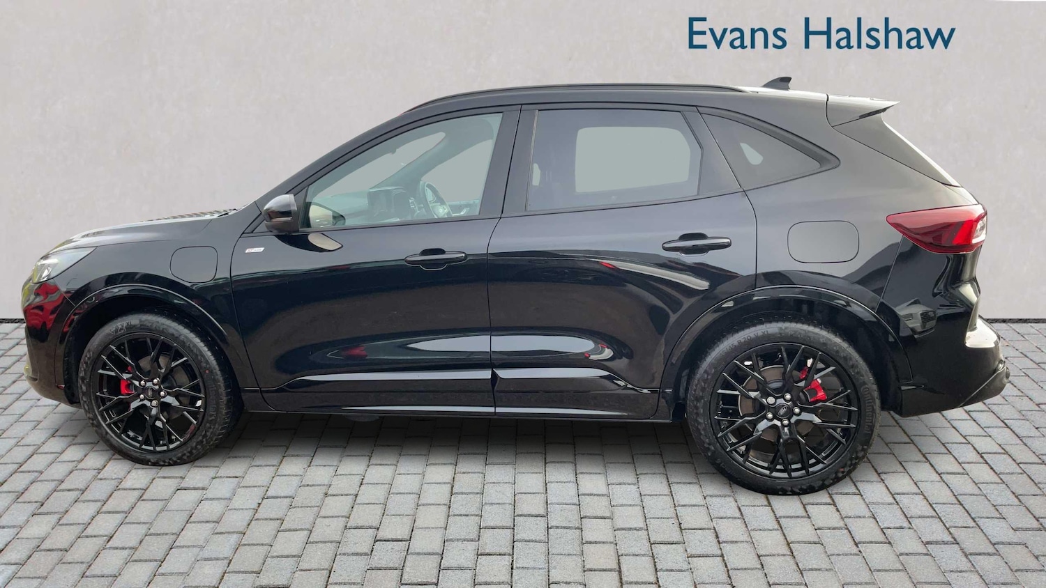 Used Ford Kuga 2025 for sale - 77943111: Photo 3