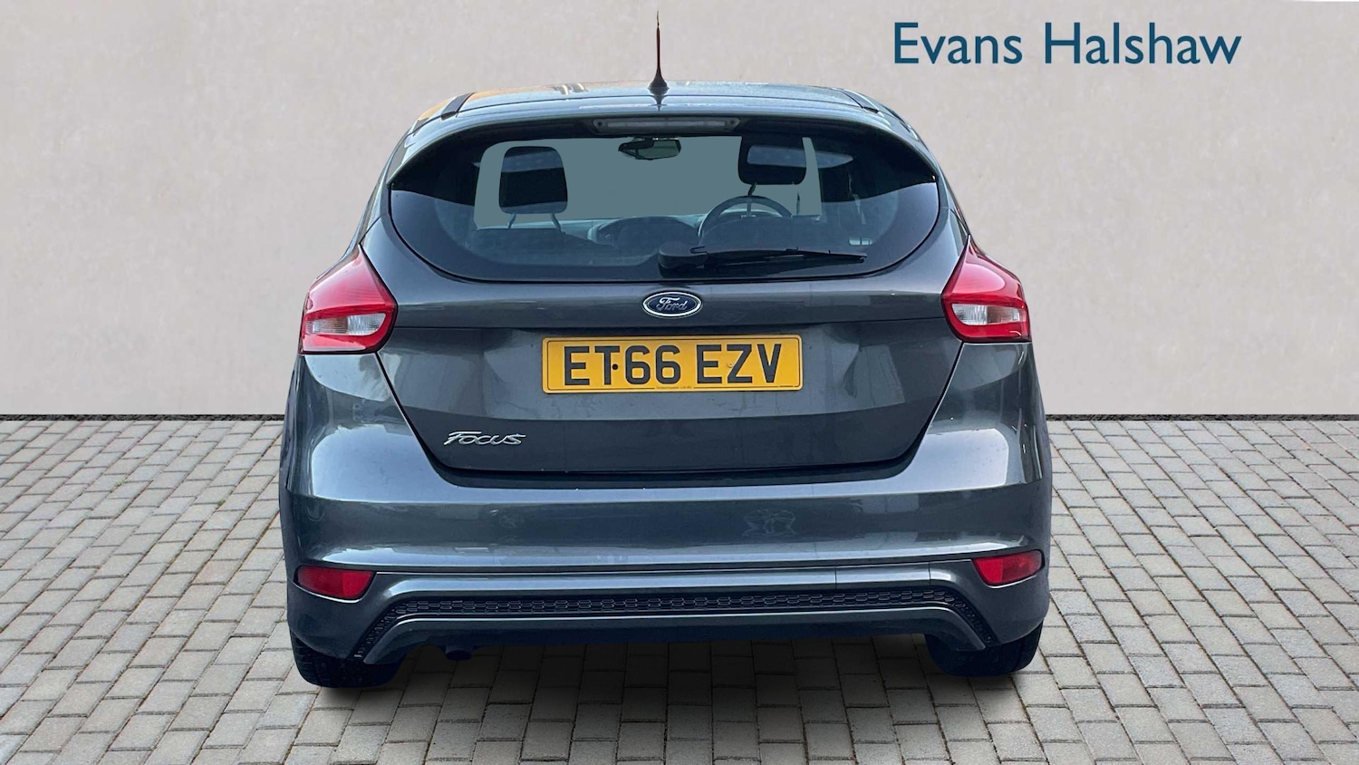 Used Ford Focus 2017 for sale - 76648908: Photo 5