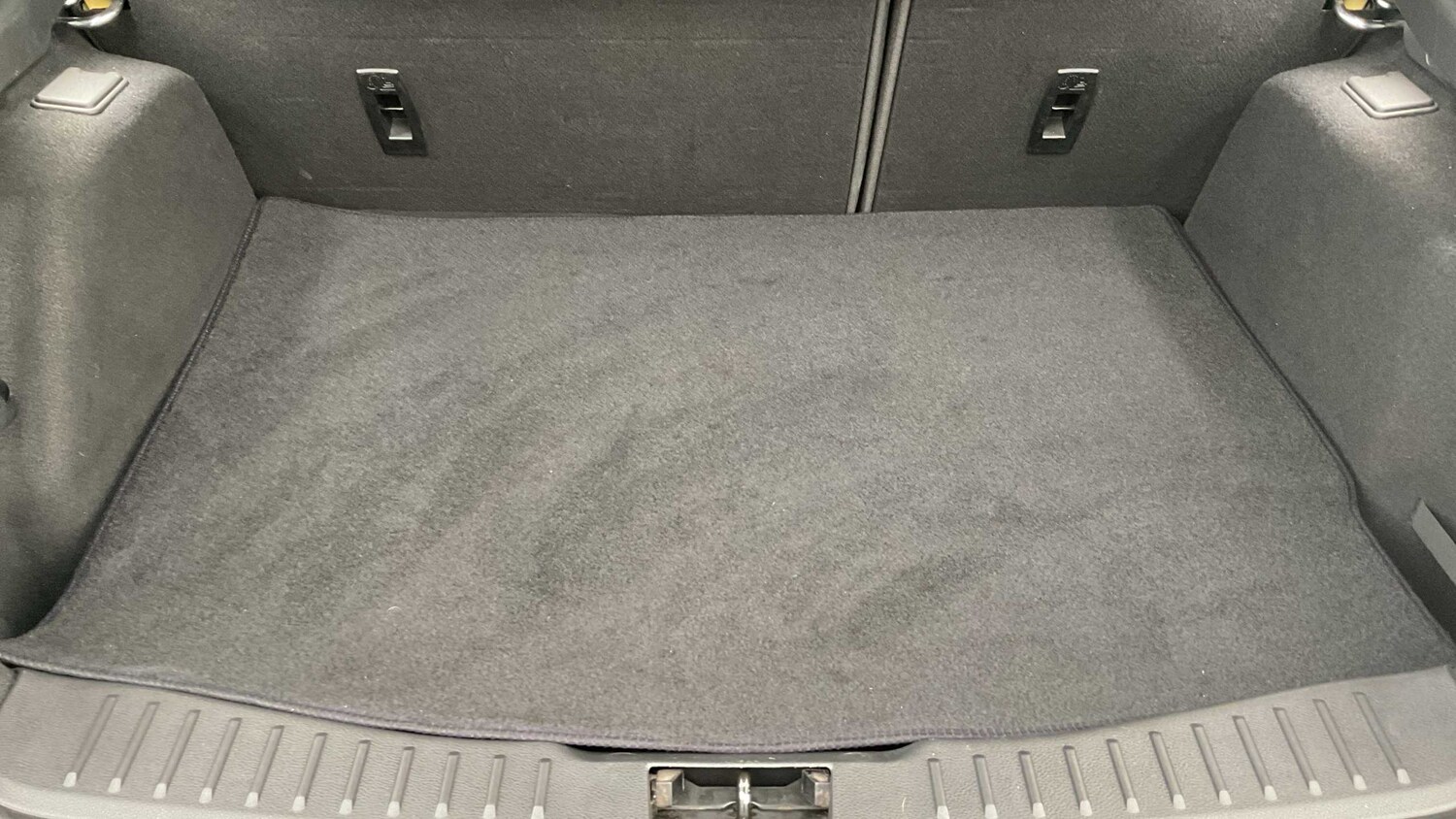 Used Ford Focus 2018 for sale - 77244999: Photo 9