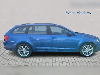 Used Skoda Octavia 2015 for sale - 78365459: Photo