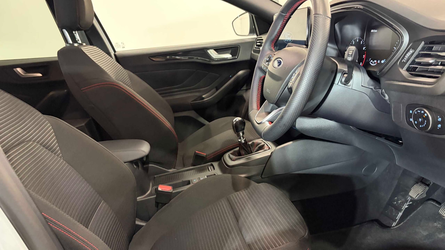 Used Ford Focus 2025 for sale - 77458472: Photo 8