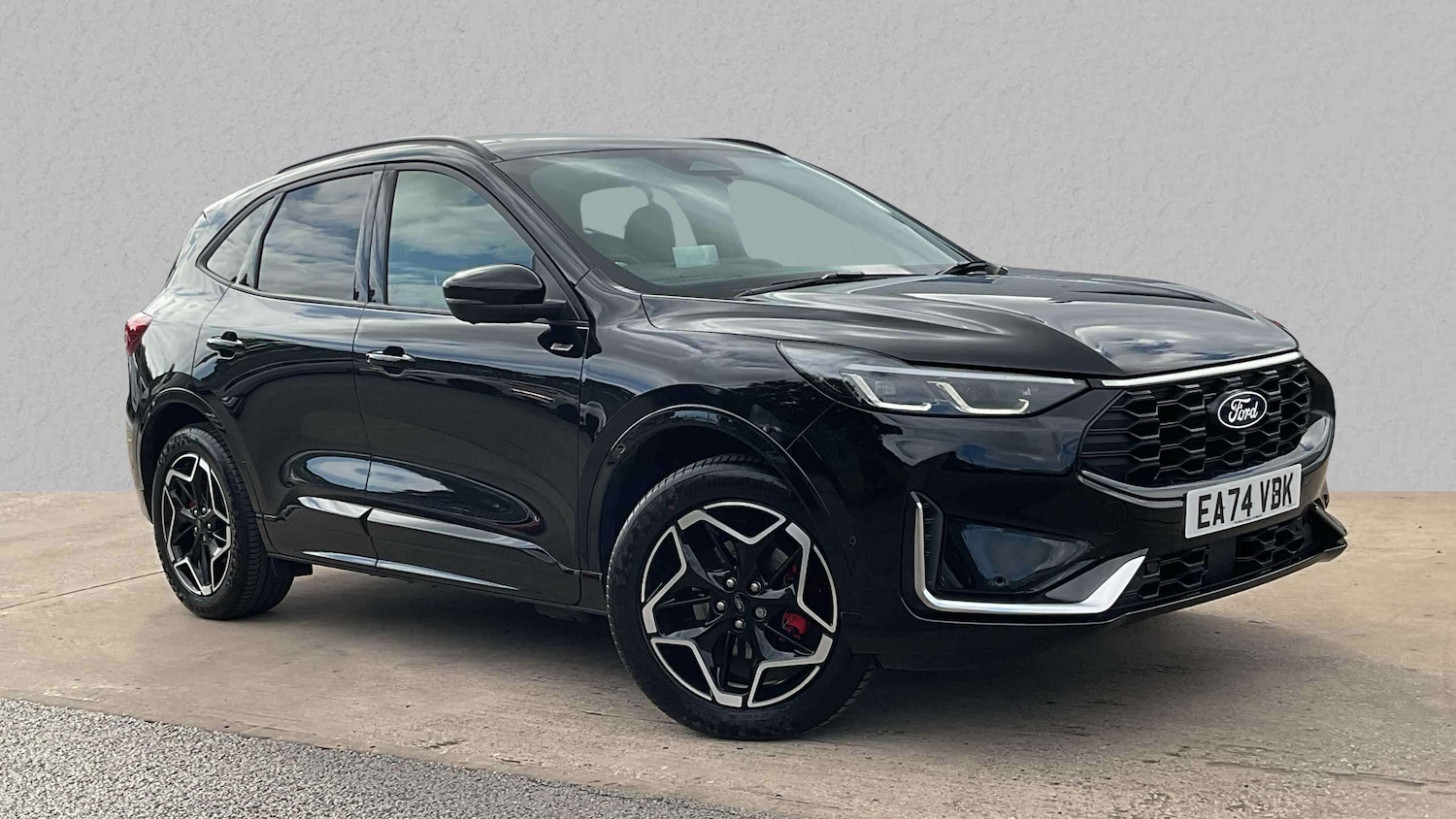 Used Ford Kuga 2024 for sale - 76100611: Photo 1