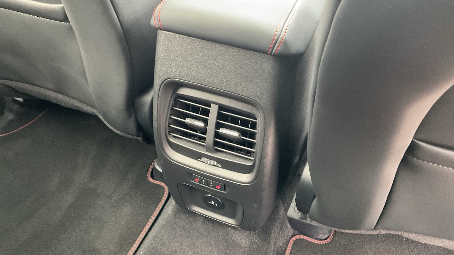 Used Ford Kuga 2024 for sale - 76100611: Photo 17