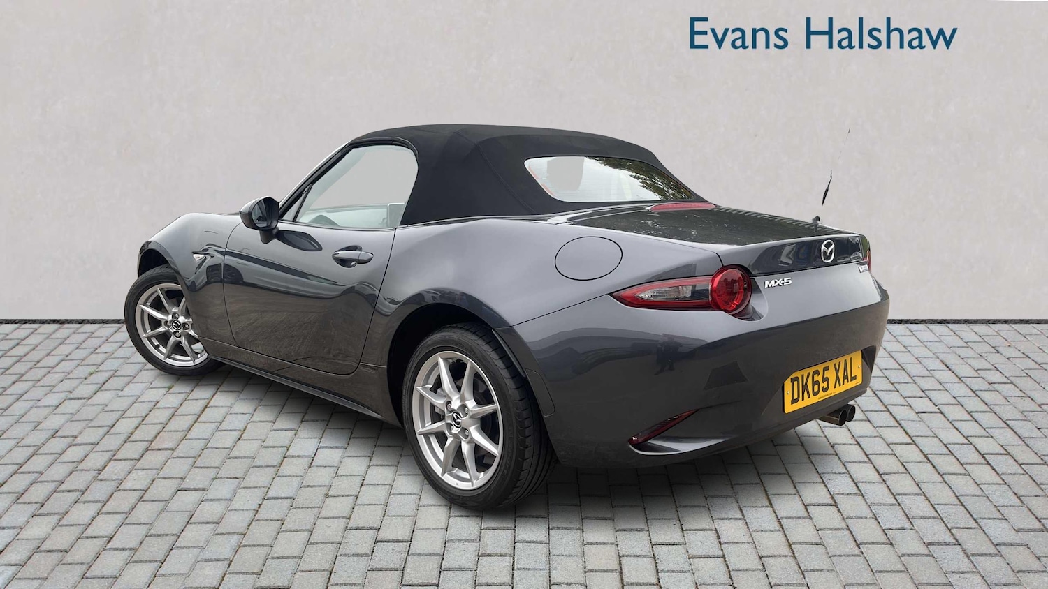 Used Mazda MX-5 2015 for sale - 76252192: Photo 5