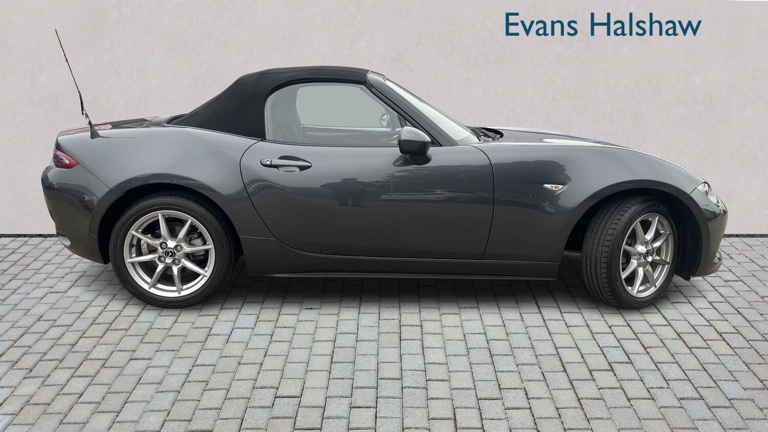 Used Mazda MX-5 2015 for sale - 76252192: Photo 8