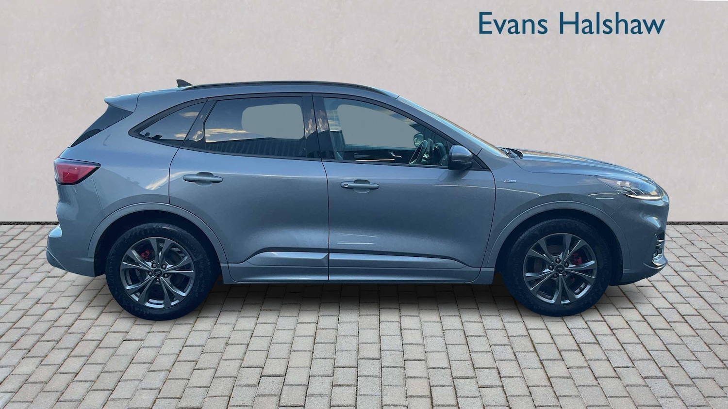 Used Ford Kuga 2022 for sale - 76692137: Photo 3