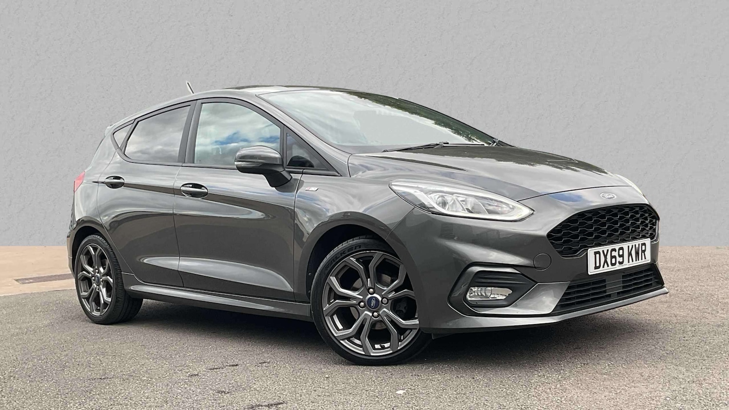 Used Ford Fiesta 2019 for sale - 76252191: Photo 1