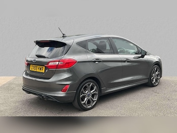 Used Ford Fiesta 2019 for sale - 76252191: Photo