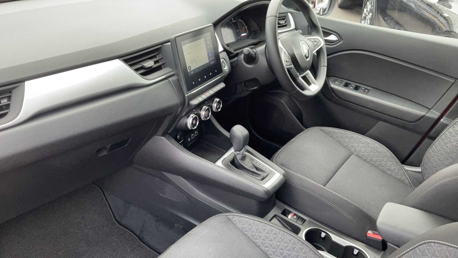 Used Renault Captur for sale - 77257387: Photo 13