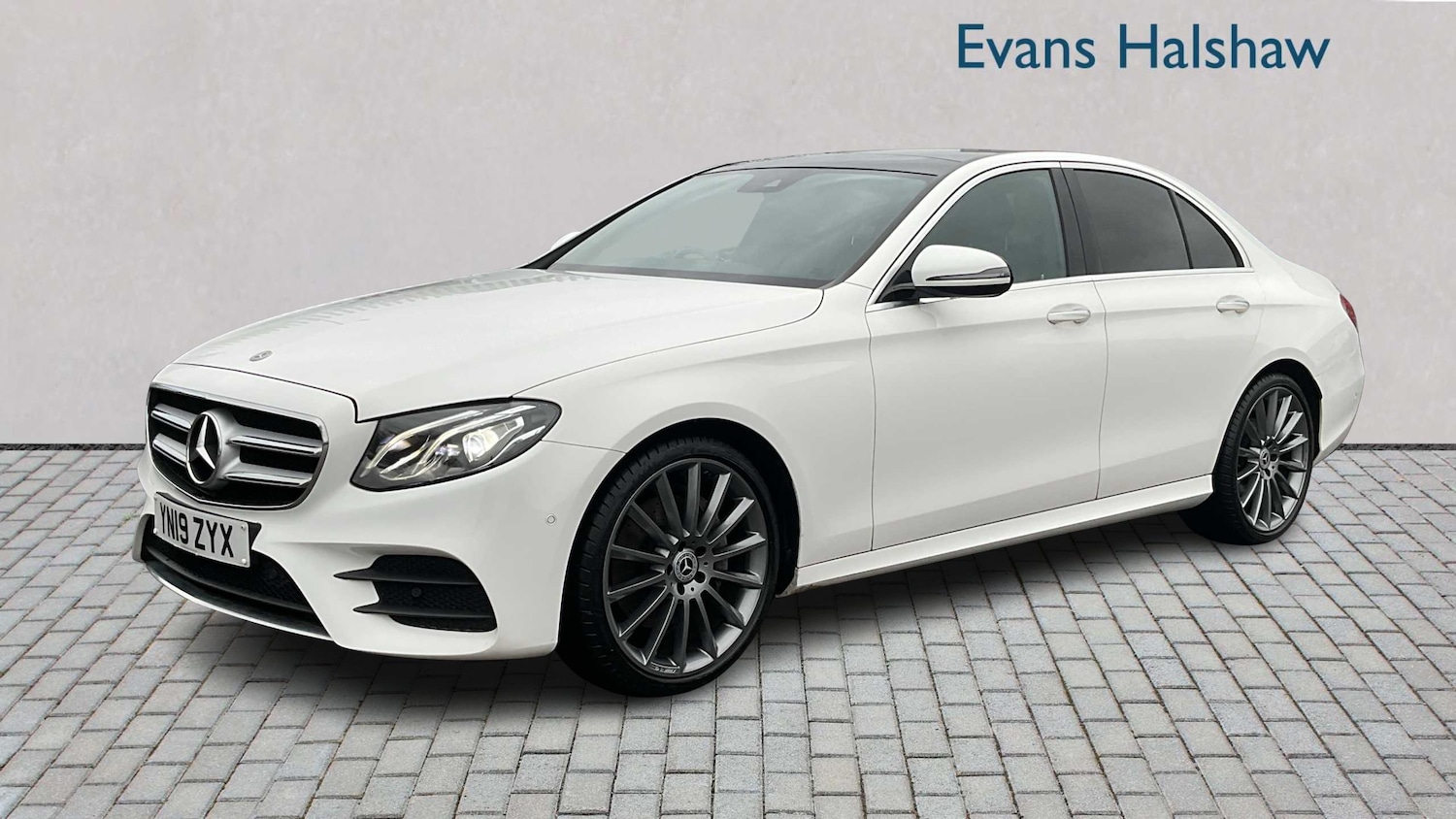 Used Mercedes-Benz E Class 2019 for sale - 76774214: Photo 3