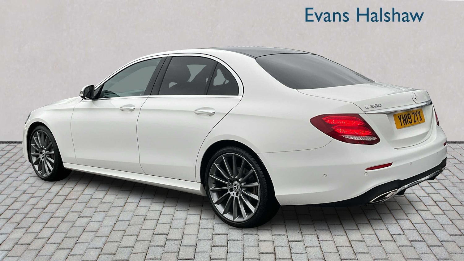 Used Mercedes-Benz E Class 2019 for sale - 76774214: Photo 5