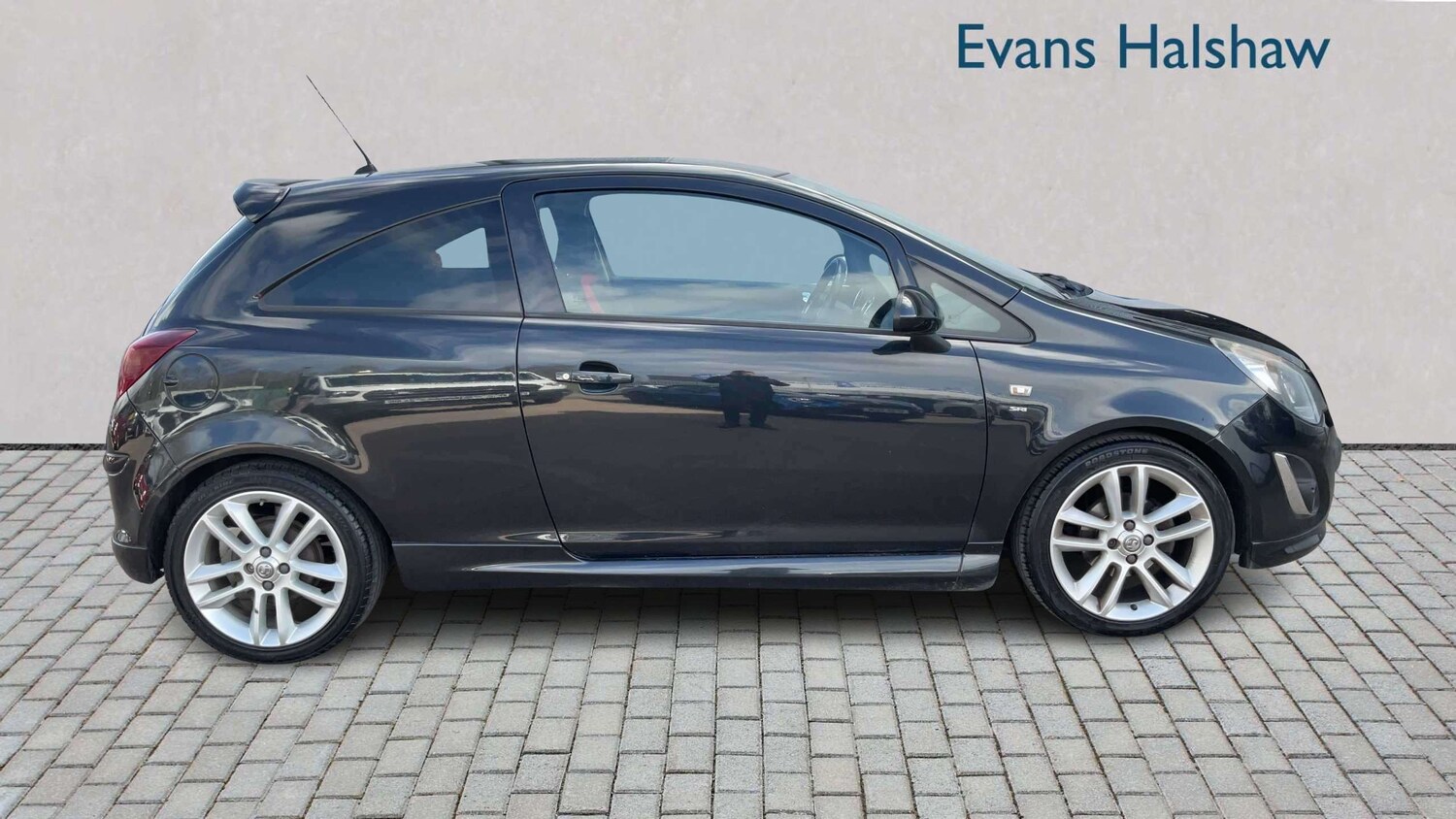 Used Vauxhall Corsa 2014 for sale - 78077148: Photo 3