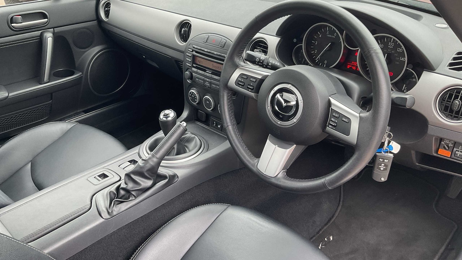 Used Mazda MX-5 2011 for sale - 76113313: Photo 15