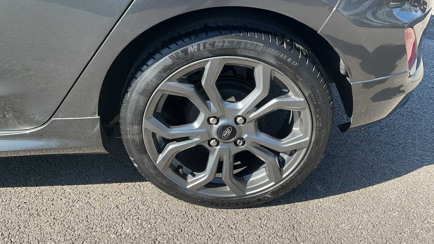 Used Ford Fiesta 2020 for sale - 75931038: Photo 13