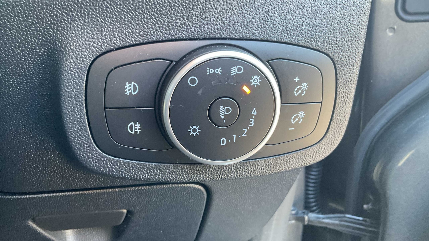 Used Ford Fiesta 2020 for sale - 75931038: Photo 27