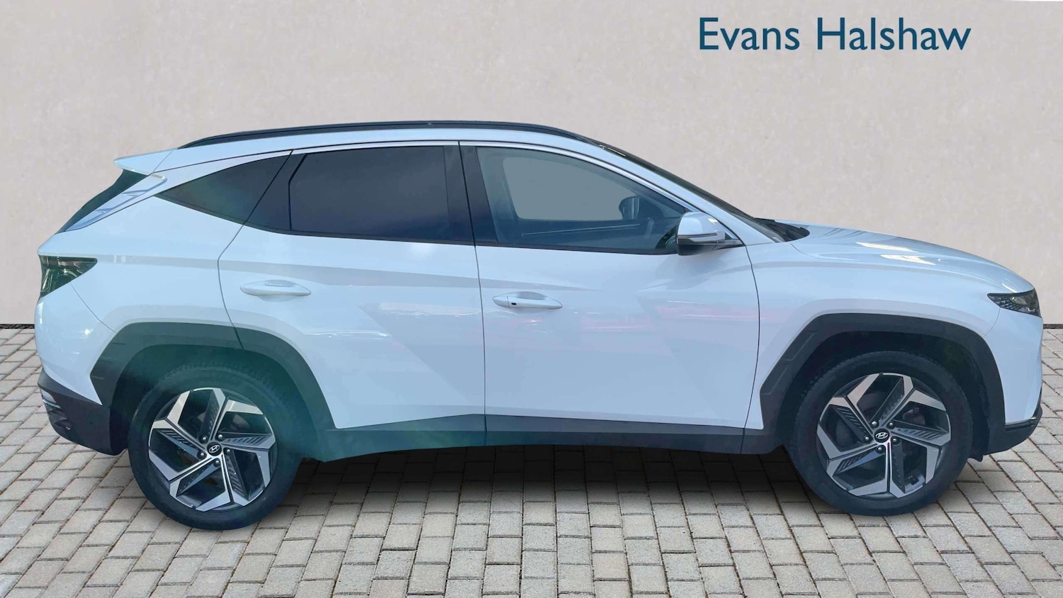 Used Hyundai TUCSON 2023 for sale - 77928812: Photo 3