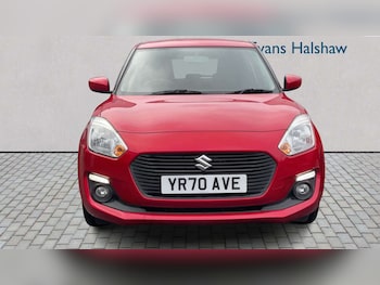 Used Suzuki Swift 2020 for sale - 77698780: Photo