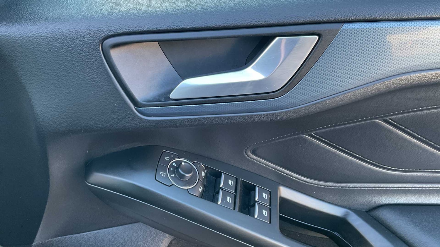 Used Ford Focus 2022 for sale - 76113421: Photo 28