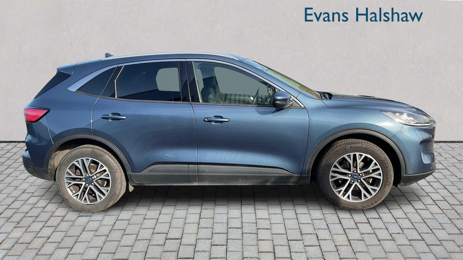 Used Ford Kuga 2022 for sale - 76442472: Photo 3