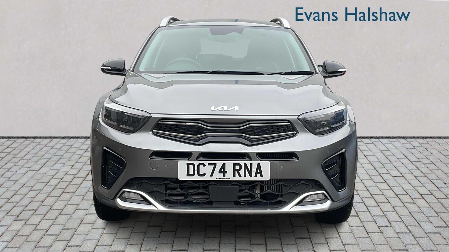 Used Kia Stonic 2025 for sale - 77058260: Photo 2