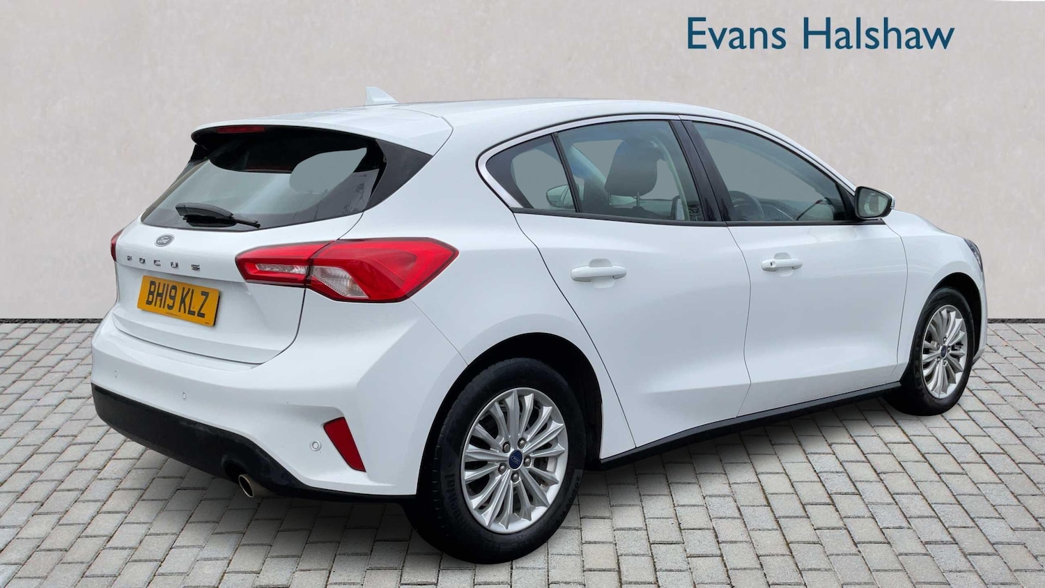 Used Ford Focus 2019 for sale - 77308416: Photo 2