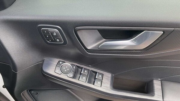 Used Ford Kuga 2024 for sale - 75812908: Photo 30
