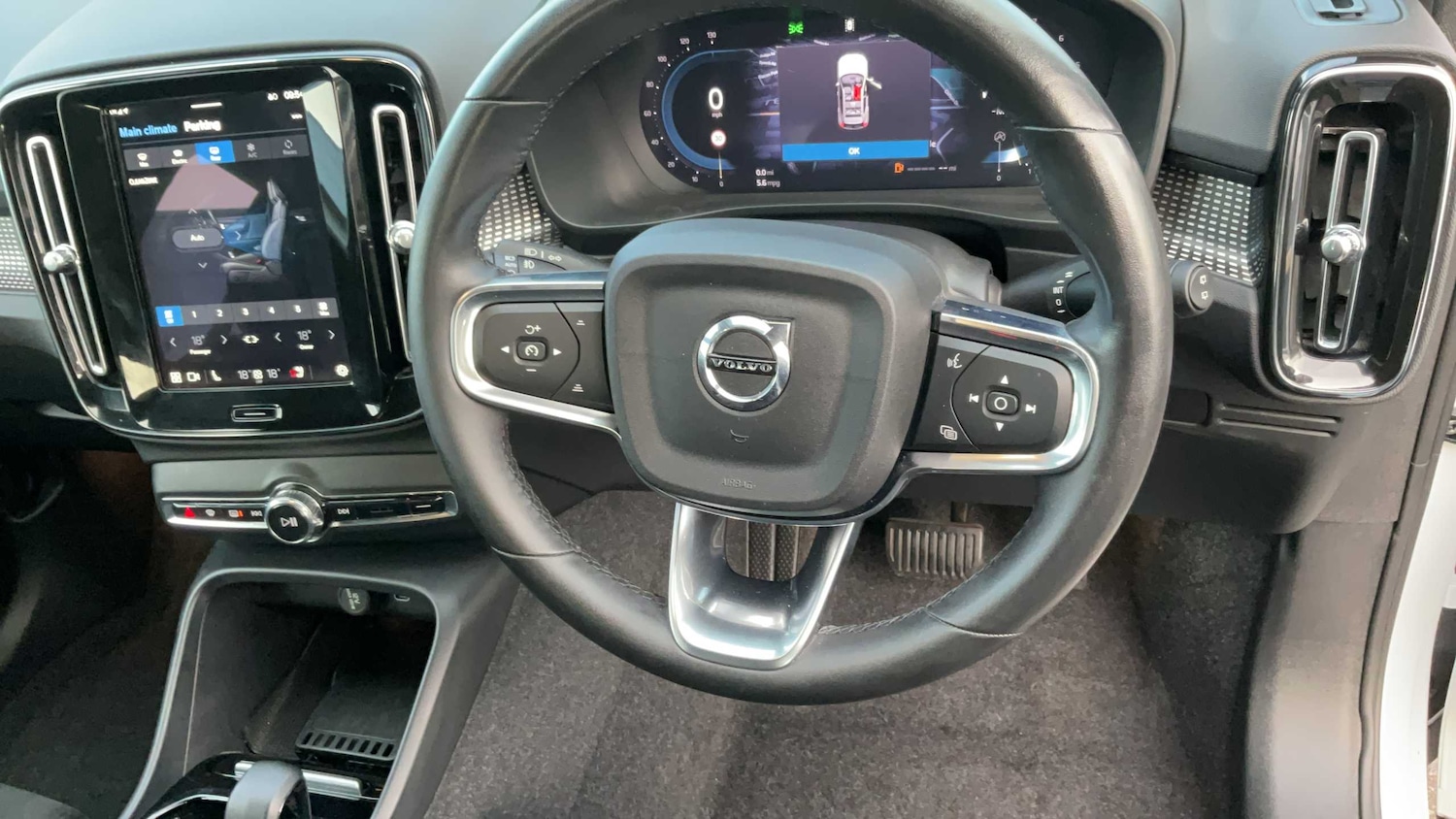 Used Volvo XC40 2024 for sale - 77011166: Photo 9