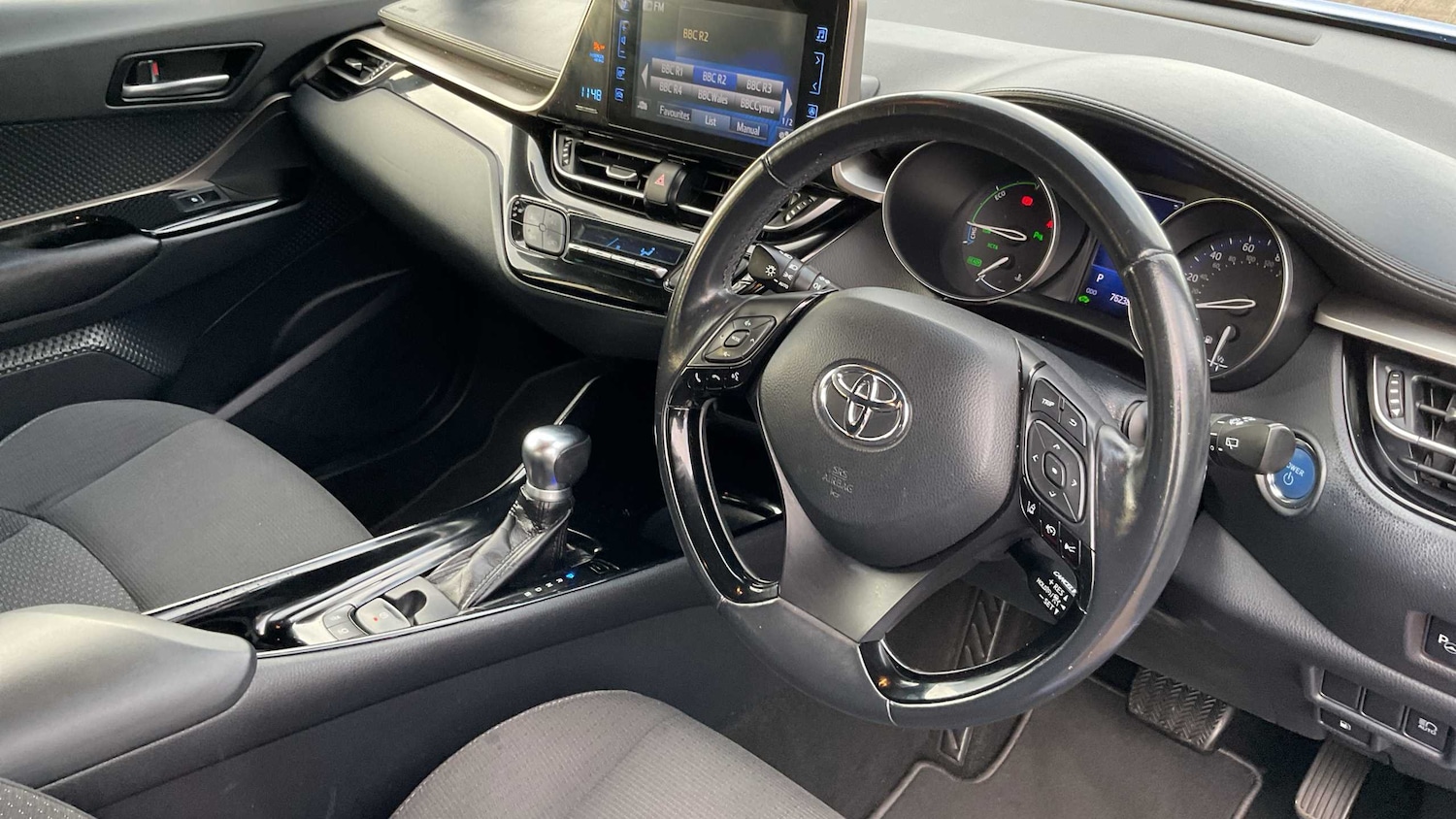 Used Toyota C-HR 2018 for sale - 76718138: Photo 11