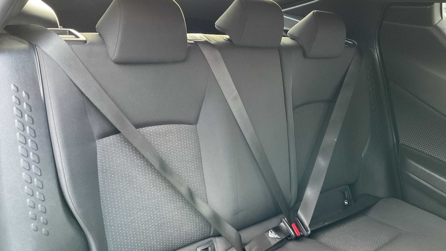 Used Toyota C-HR 2018 for sale - 76718138: Photo 12