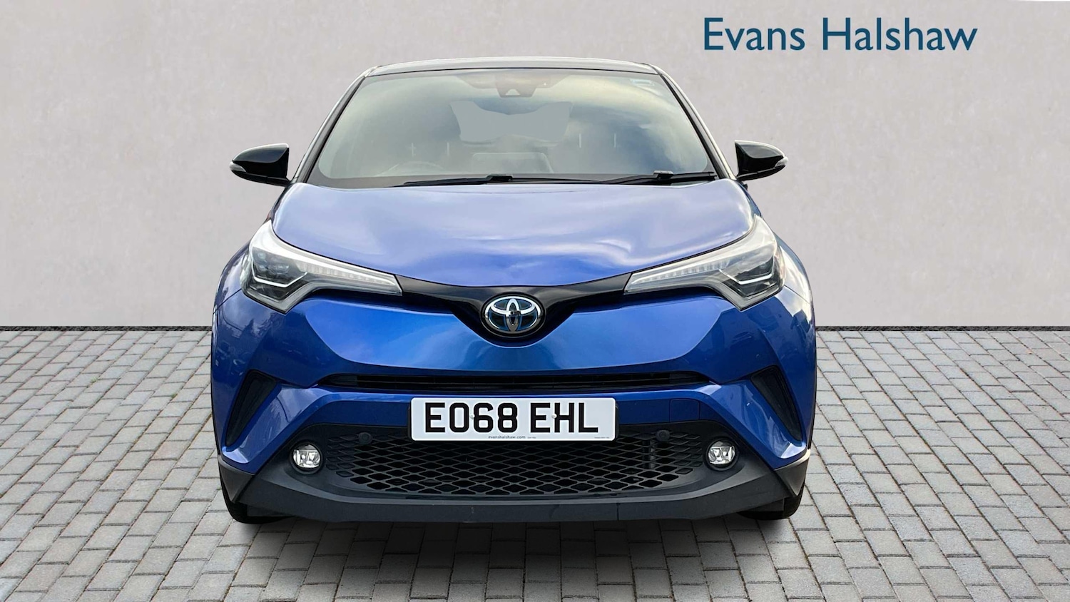 Used Toyota C-HR 2018 for sale - 76718138: Photo 2