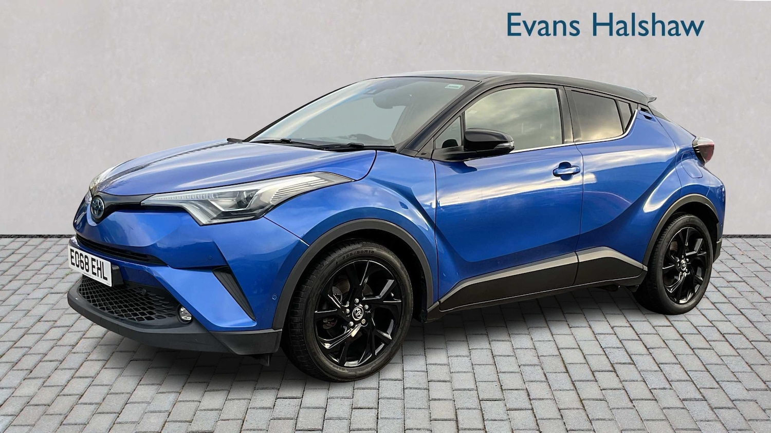 Used Toyota C-HR 2018 for sale - 76718138: Photo 3