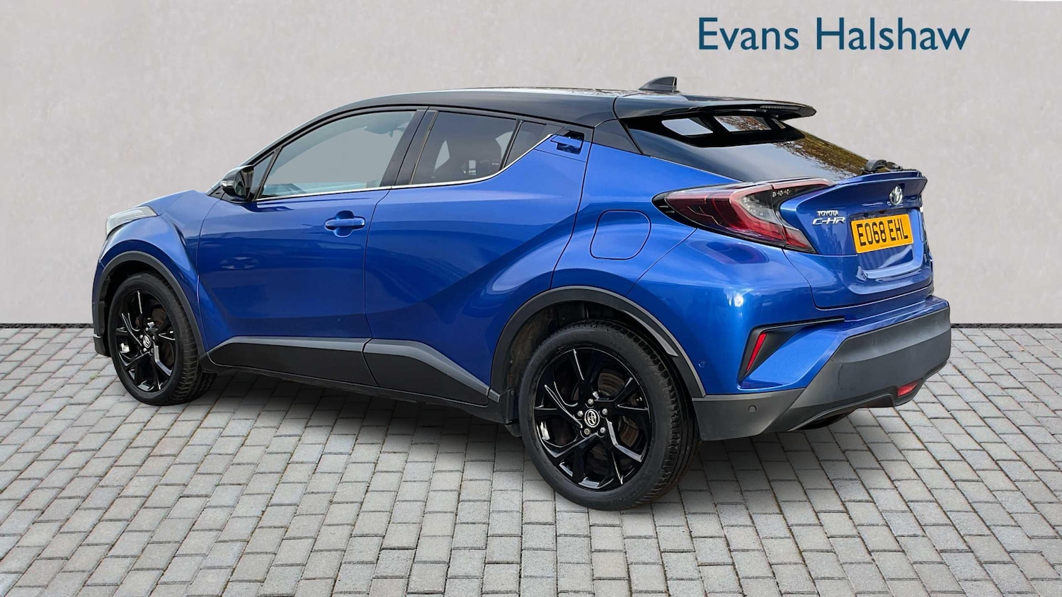 Used Toyota C-HR 2018 for sale - 76718138: Photo 5