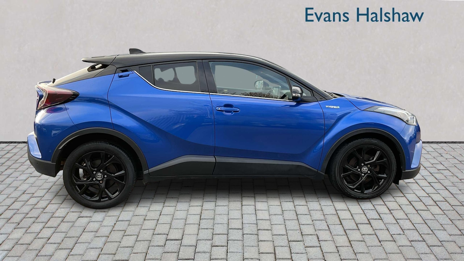 Used Toyota C-HR 2018 for sale - 76718138: Photo 8