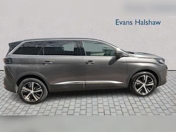 Used Peugeot 5008 2023 for sale - 79014923: Photo