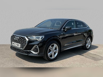 Used Audi Q3 2023 for sale - 75813136: Photo