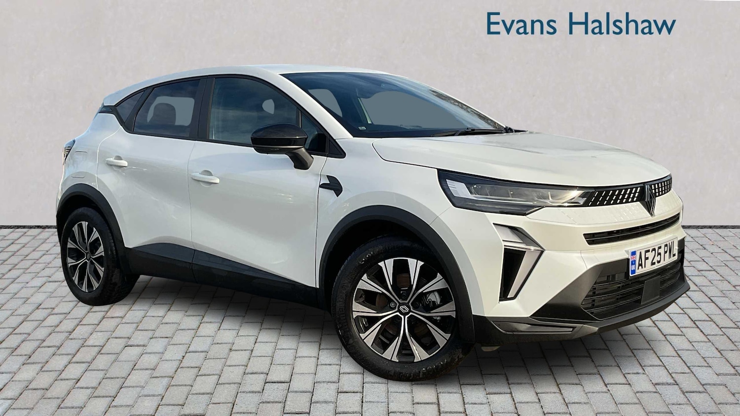 Used Renault Captur 2025 for sale - 76916141: Photo 1