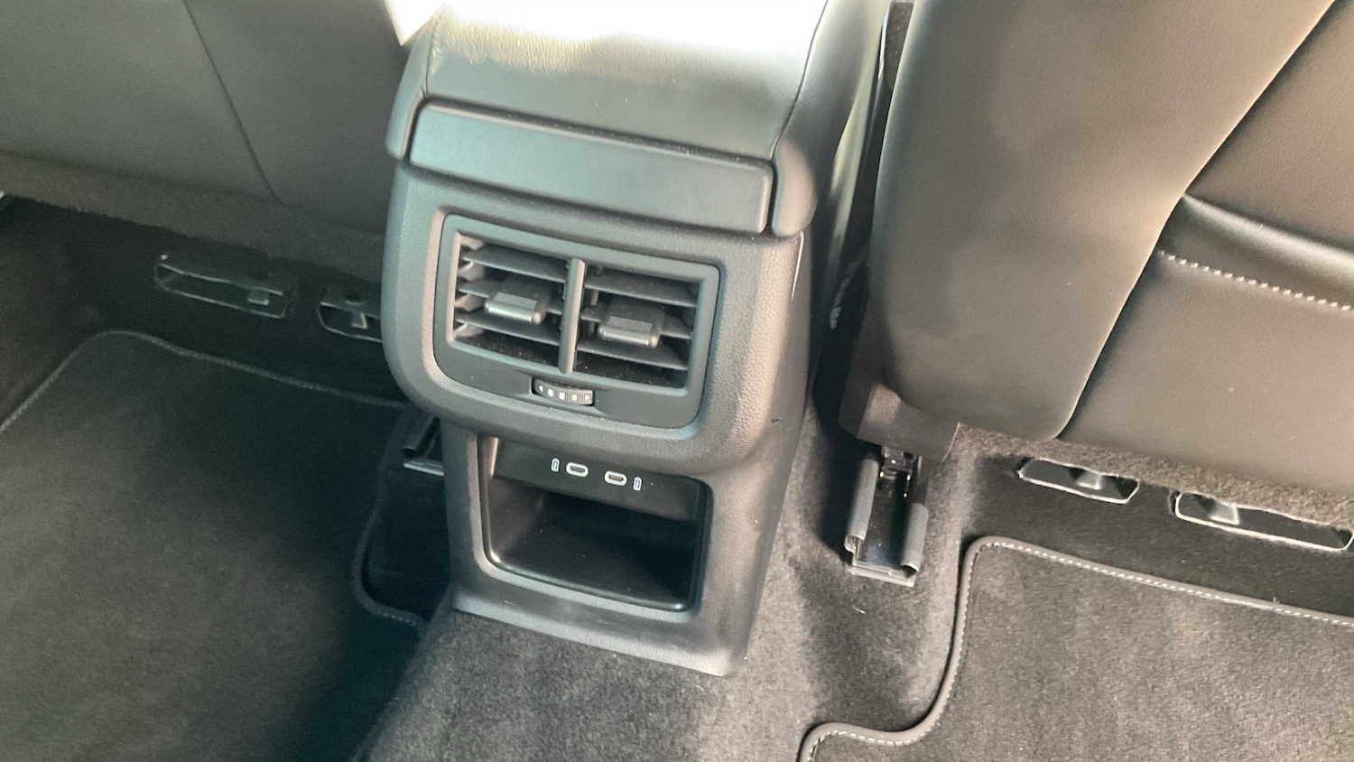 Used SEAT Ateca 2024 for sale - 76351680: Photo 17