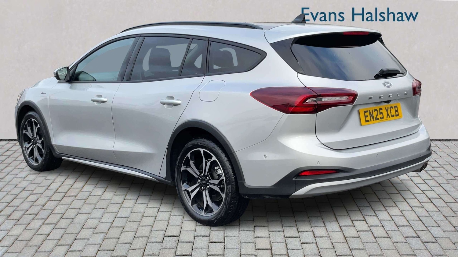 Used Ford Focus 2025 for sale - 77772093: Photo 2