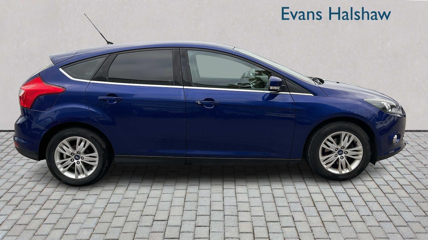 Used Ford Focus 2014 for sale - 76310722: Photo 3