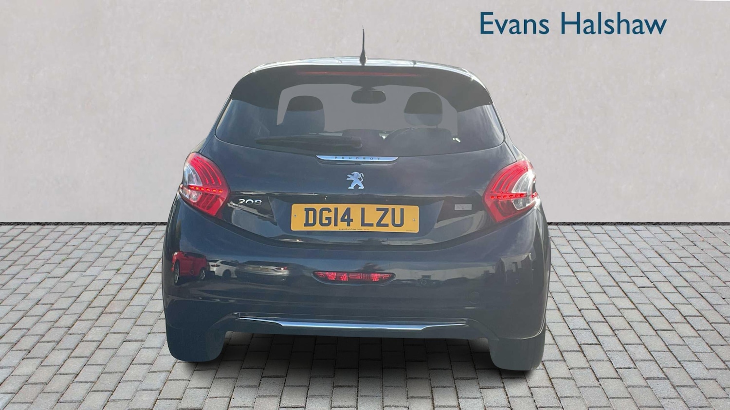 Used Peugeot 208 2014 for sale - 76705051: Photo 6