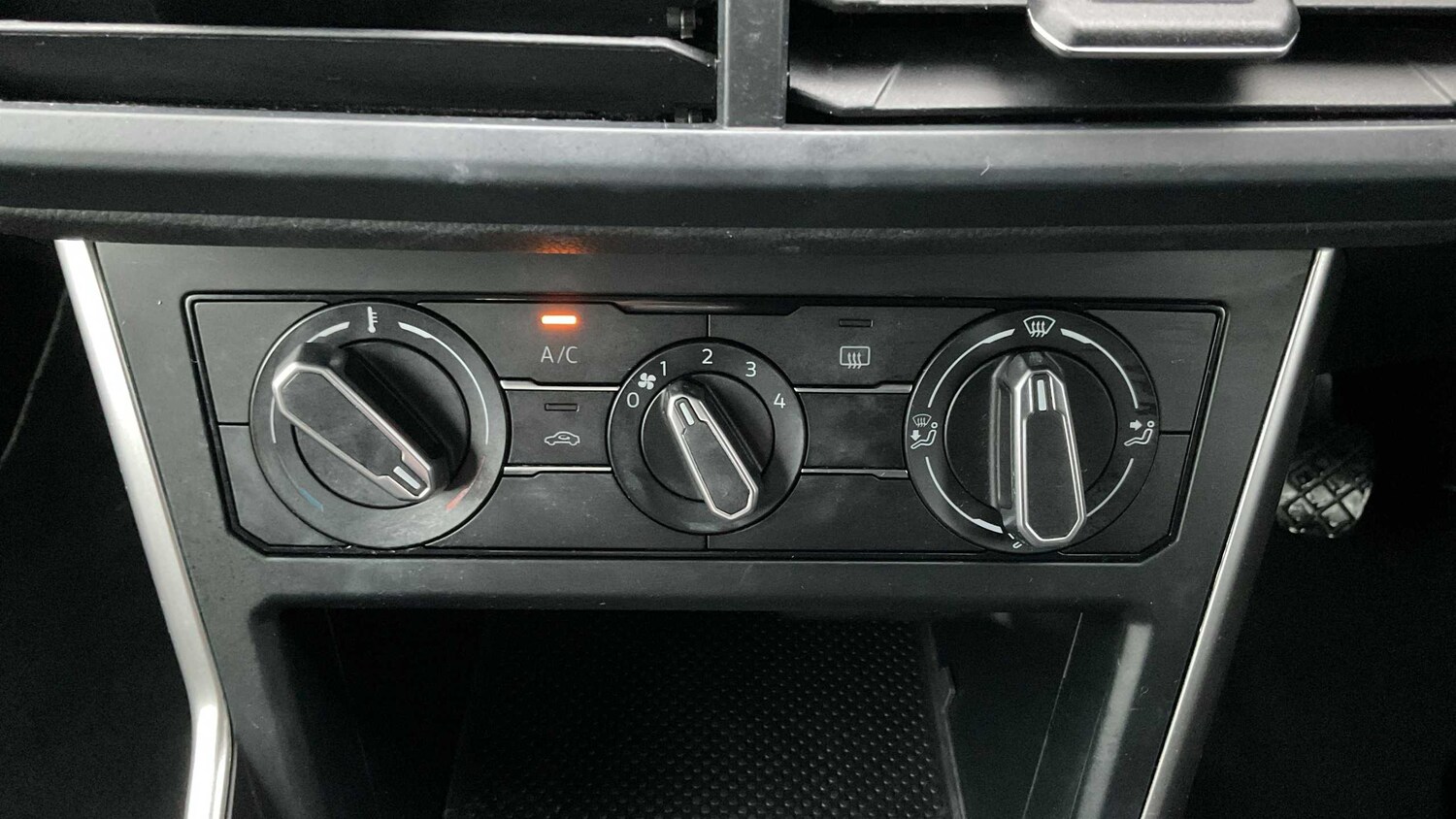 Used Volkswagen Polo 2022 for sale - 76362544: Photo 16