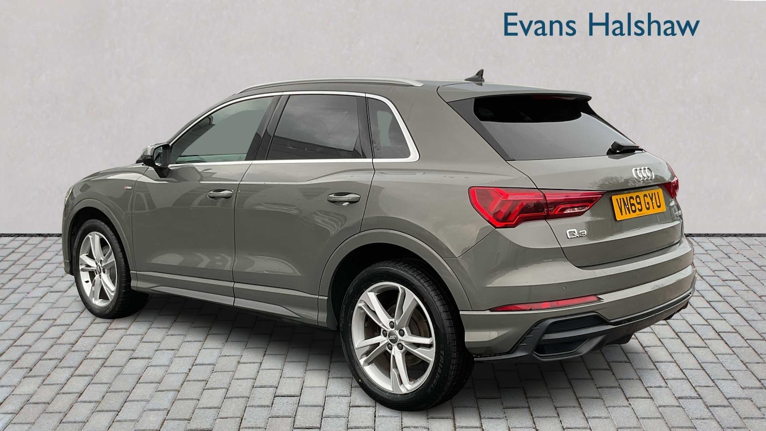 Used Audi Q3 2019 for sale - 76875710: Photo 8