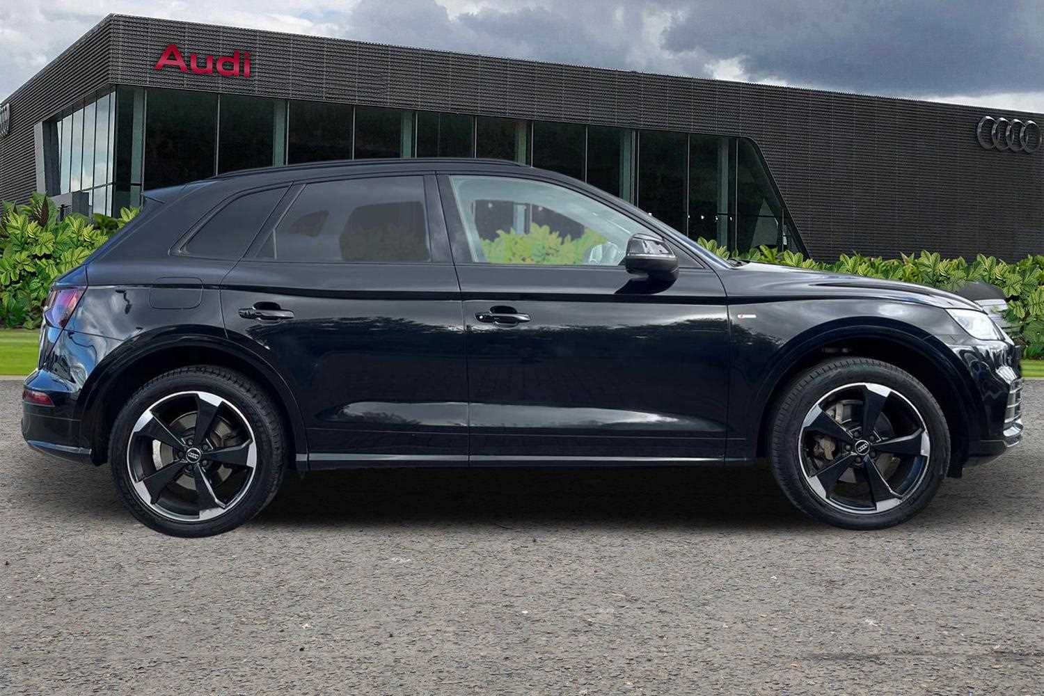 Used Audi Q5 2019 for sale - 76442400: Photo 4