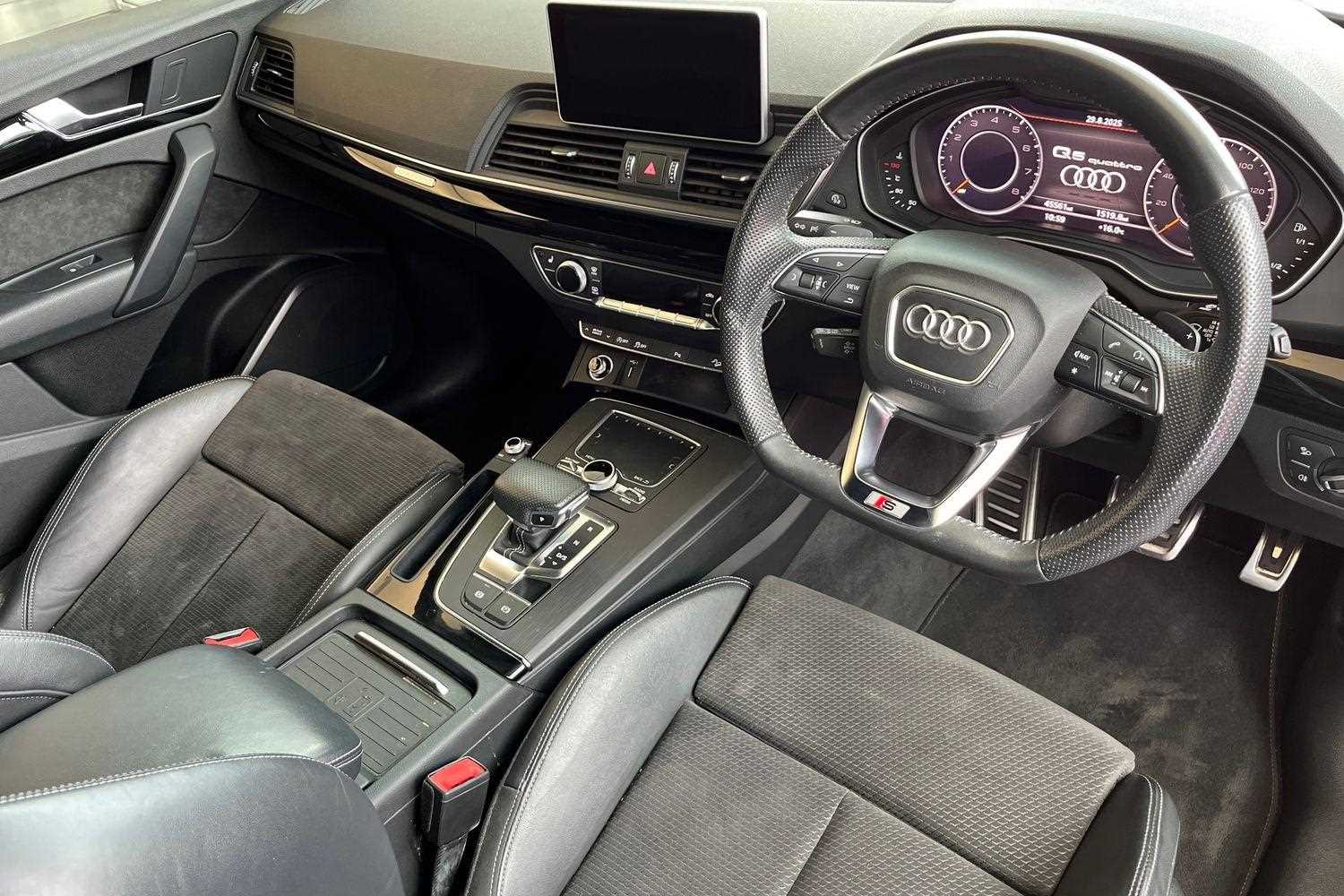Used Audi Q5 2019 for sale - 76442400: Photo 6